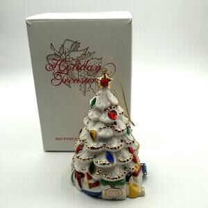 2003 Holiday Treasures Porcelain Christmas Tree Ornament In Box, 2 Stones Miss